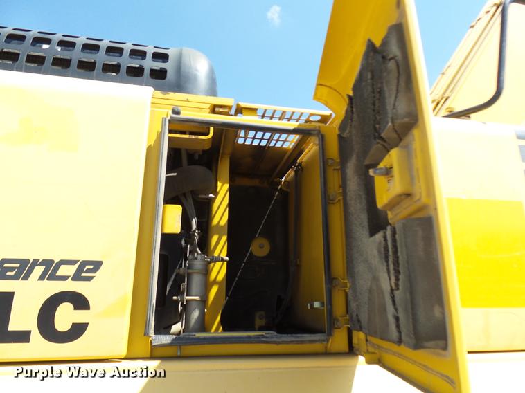 image for item K1781 2003 Komatsu PC400LC-6 excavator