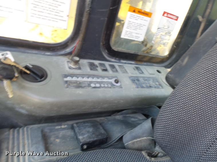 image for item K1781 2003 Komatsu PC400LC-6 excavator