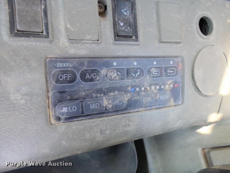 image for item K1781 2003 Komatsu PC400LC-6 excavator