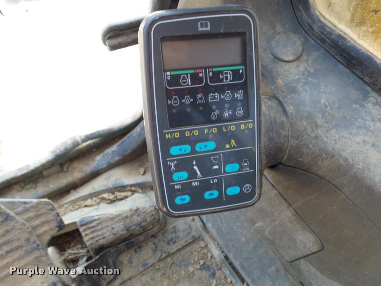 image for item K1781 2003 Komatsu PC400LC-6 excavator