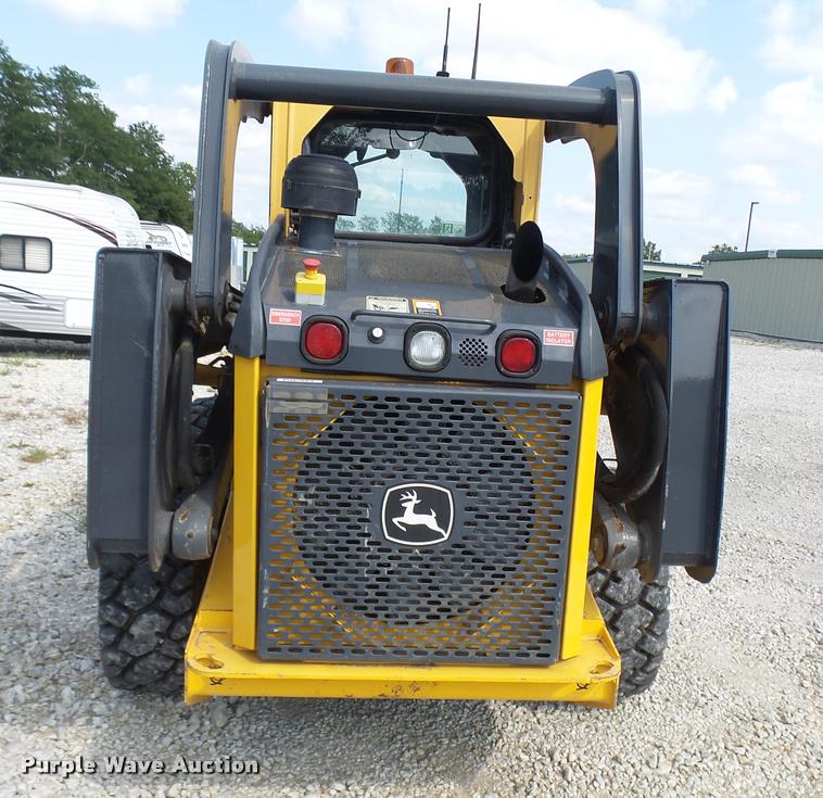 image for item K1791 2012 John Deere 326D skid steer