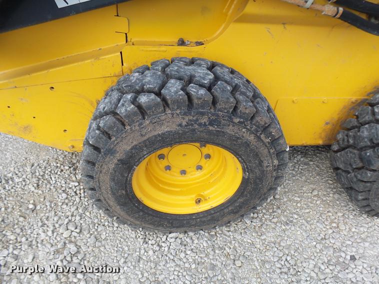 image for item K1791 2012 John Deere 326D skid steer