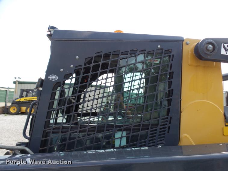 image for item K1791 2012 John Deere 326D skid steer