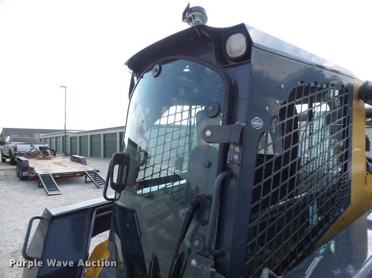 image for item K1791 2012 John Deere 326D skid steer