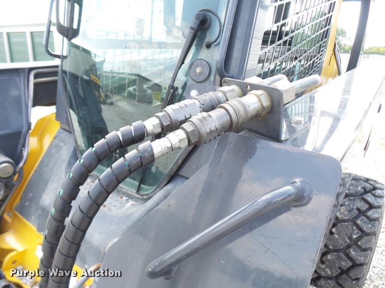 image for item K1791 2012 John Deere 326D skid steer