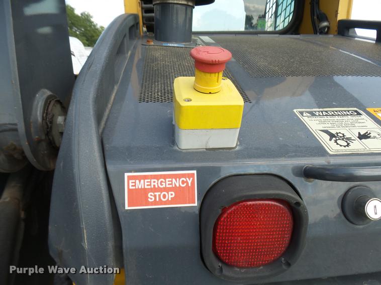 image for item K1791 2012 John Deere 326D skid steer