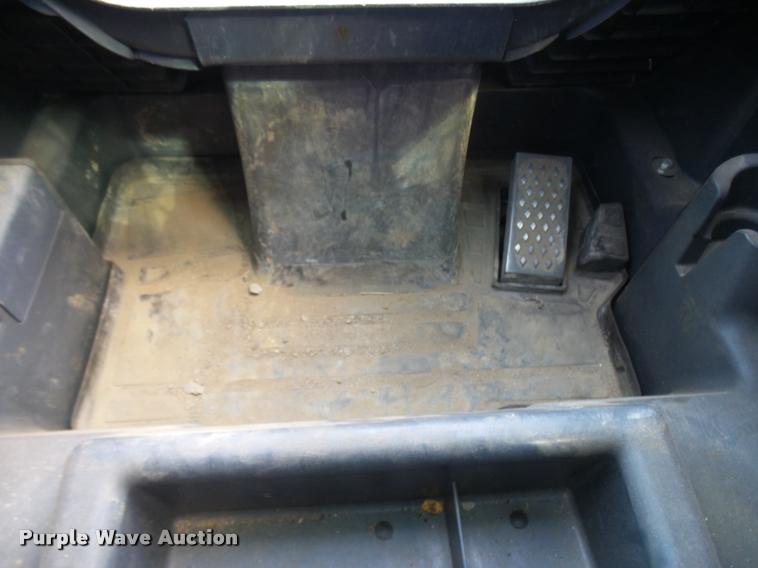 image for item K1791 2012 John Deere 326D skid steer