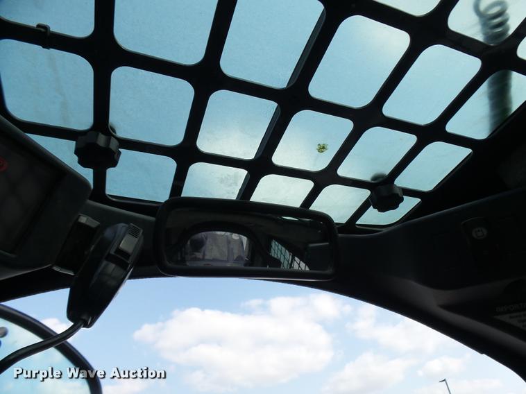 image for item K1791 2012 John Deere 326D skid steer