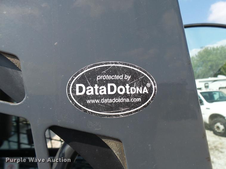 image for item K1791 2012 John Deere 326D skid steer