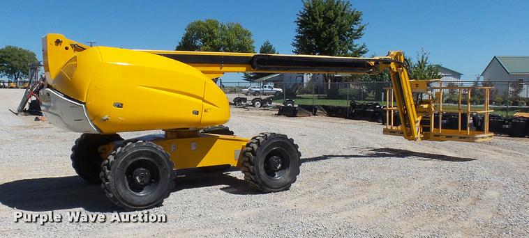 image for item K1836 2003 Haulotte HB44J boom lift