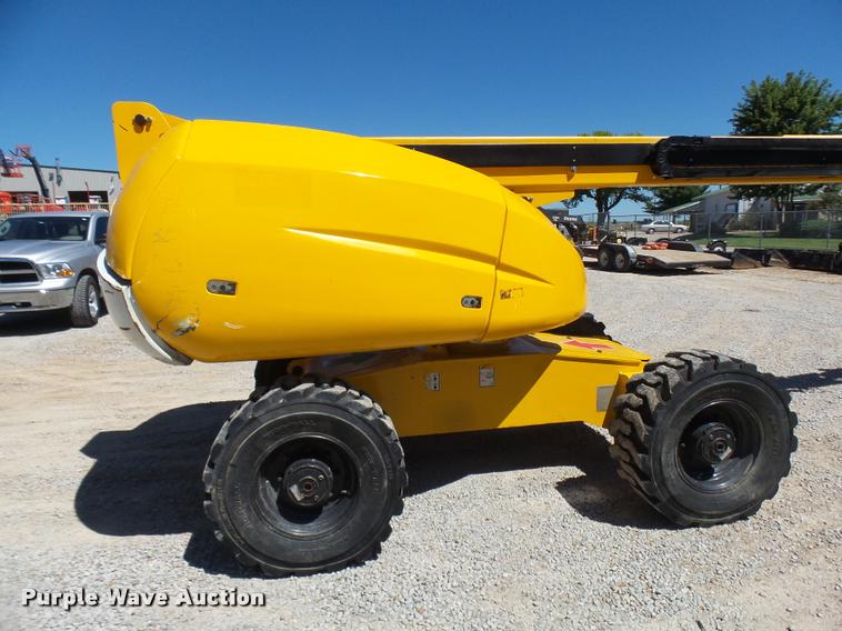 image for item K1836 2003 Haulotte HB44J boom lift