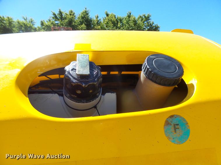 image for item K1836 2003 Haulotte HB44J boom lift