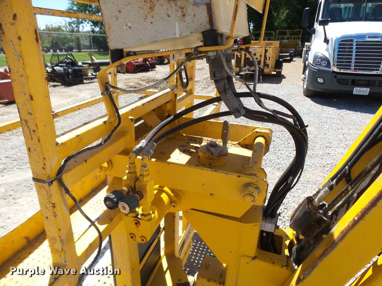 image for item K1836 2003 Haulotte HB44J boom lift