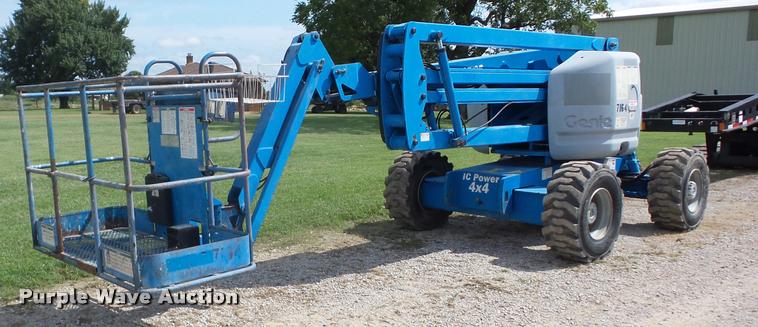 image for item K6420 2001 Genie Z45/25 boom lift
