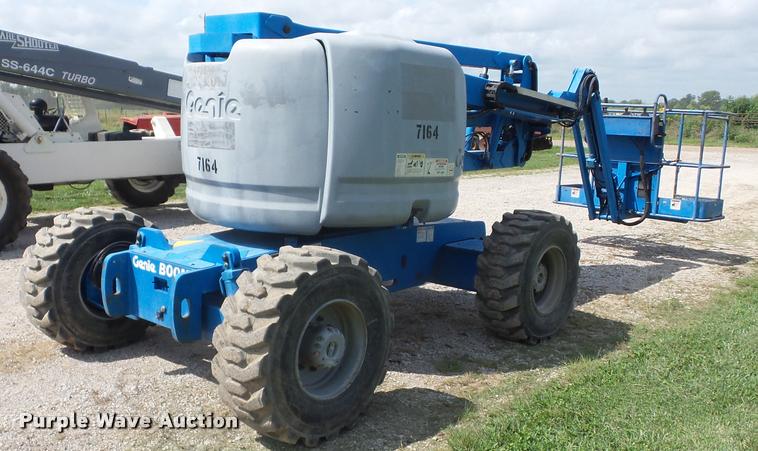 image for item K6420 2001 Genie Z45/25 boom lift