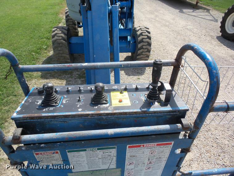 image for item K6420 2001 Genie Z45/25 boom lift