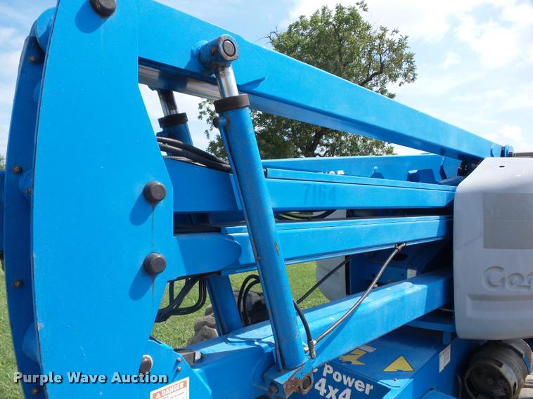 image for item K6420 2001 Genie Z45/25 boom lift