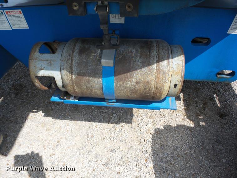 image for item K6420 2001 Genie Z45/25 boom lift