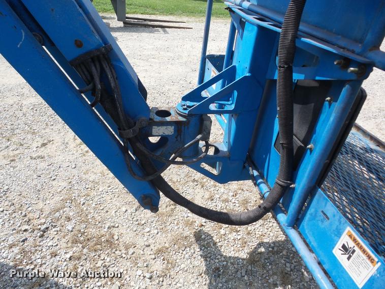 image for item K6420 2001 Genie Z45/25 boom lift