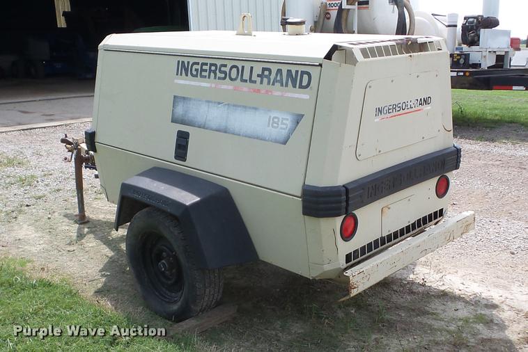 image for item K6423 1997 Ingersoll Rand 185 air compressor