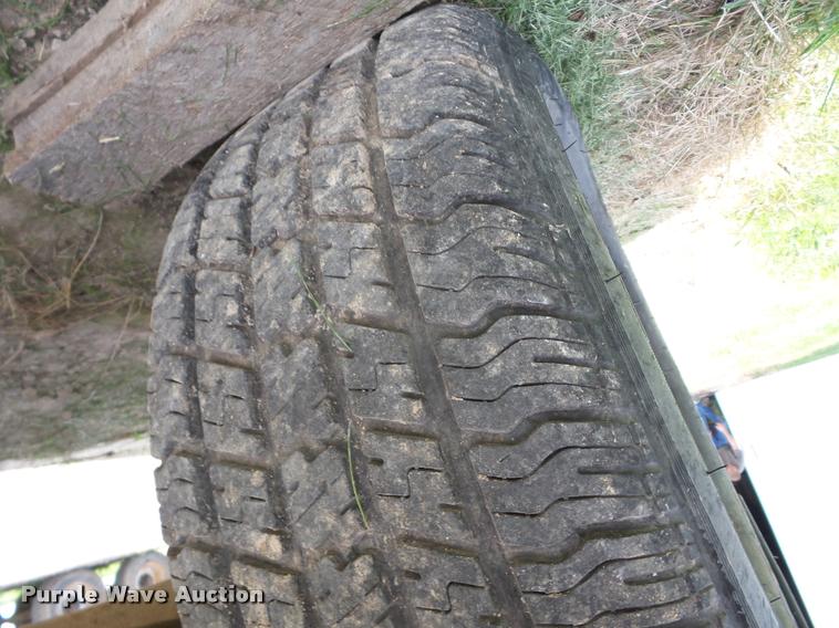 image for item K6423 1997 Ingersoll Rand 185 air compressor