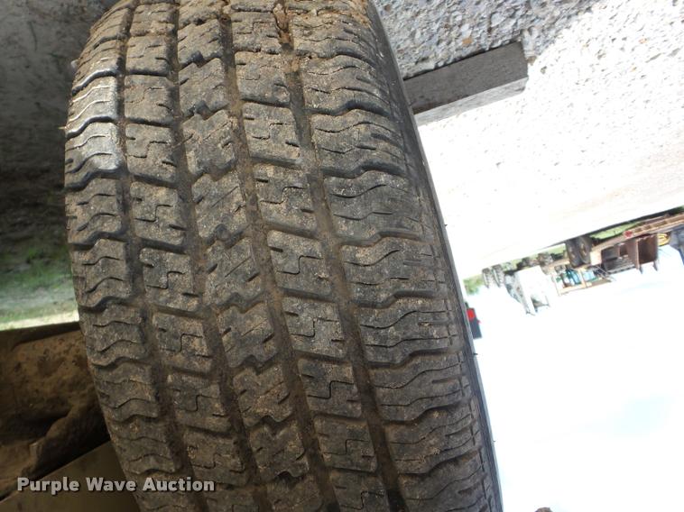 image for item K6423 1997 Ingersoll Rand 185 air compressor