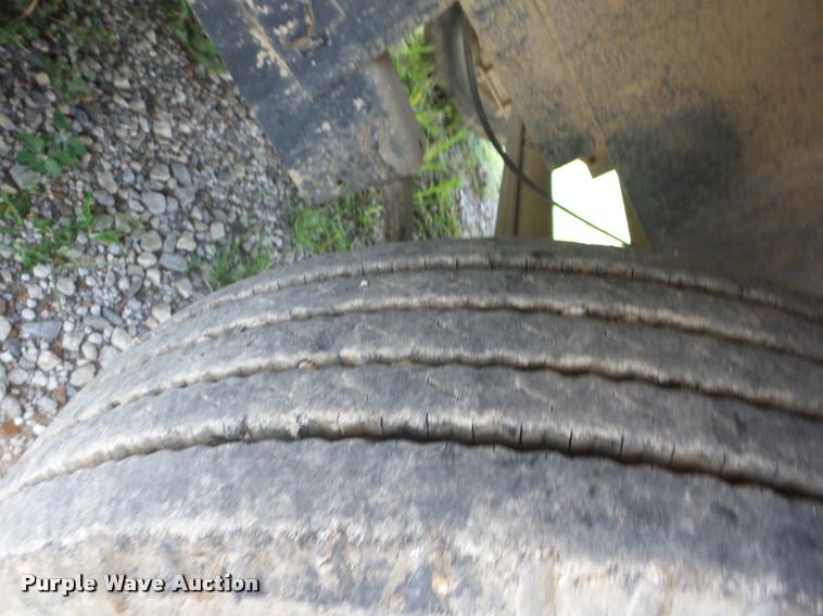 image for item K6432 1999 Maxey vacuum trailer