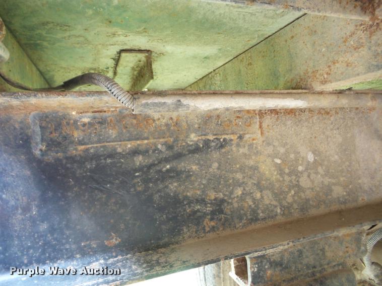 image for item K6432 1999 Maxey vacuum trailer