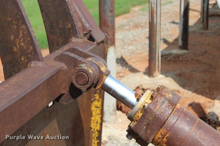 image for item L1920 Dozer brush root rake