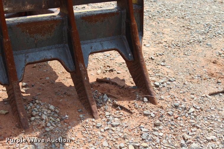 image for item L1920 Dozer brush root rake