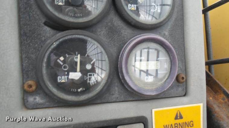 image for item L2293 2001 Caterpillar TH83 telehandler