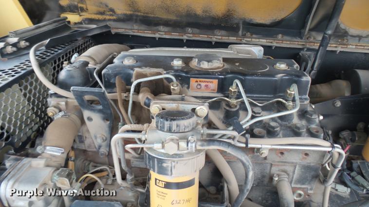 image for item L2293 2001 Caterpillar TH83 telehandler