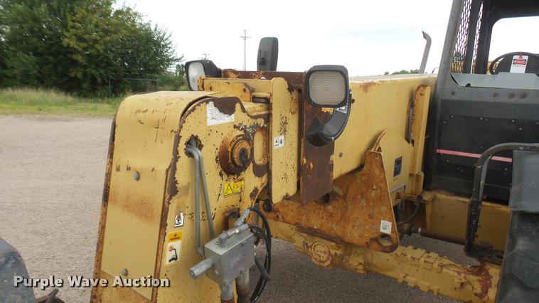 image for item L2293 2001 Caterpillar TH83 telehandler