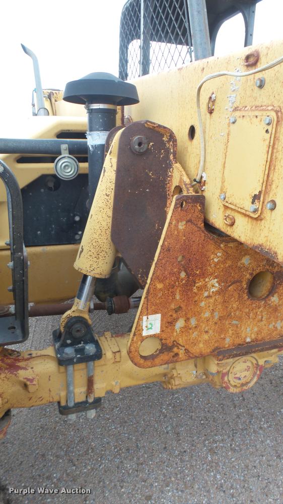 image for item L2293 2001 Caterpillar TH83 telehandler
