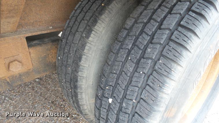 image for item L2294 2000 L&L equipment trailer