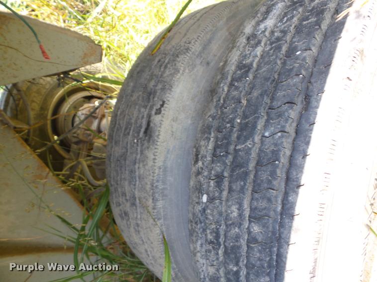 image for item L6311 1983 Hilbilt end dump trailer