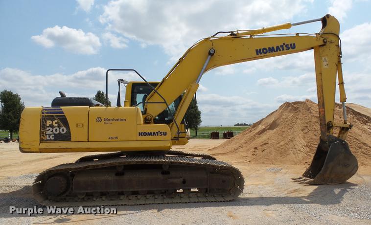 image for item DB4147 2011 Komatsu PC200LC-8 excavator