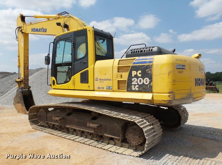 image for item DB4147 2011 Komatsu PC200LC-8 excavator