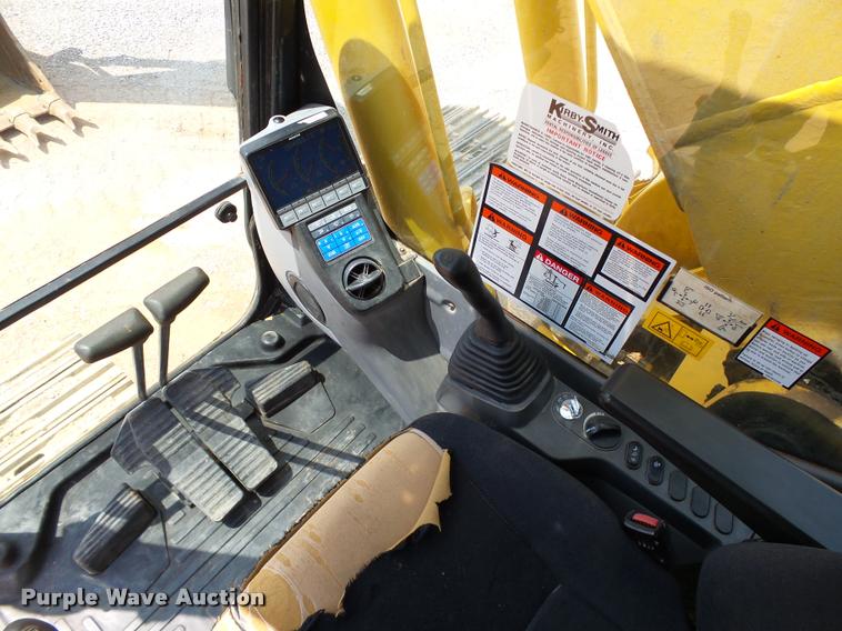 image for item DB4147 2011 Komatsu PC200LC-8 excavator