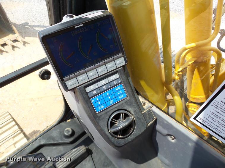image for item DB4147 2011 Komatsu PC200LC-8 excavator