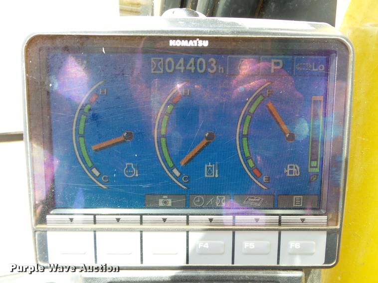 image for item DB4147 2011 Komatsu PC200LC-8 excavator