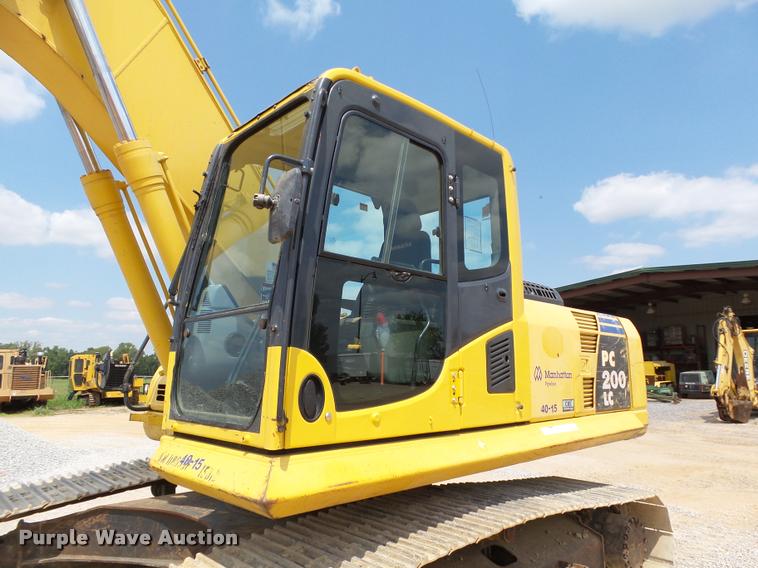 image for item DB4147 2011 Komatsu PC200LC-8 excavator