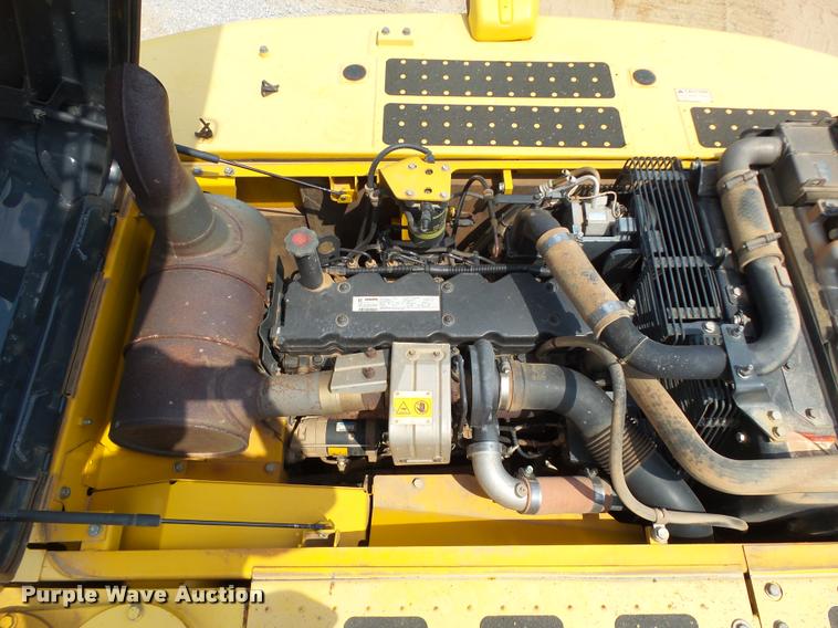 image for item DB4147 2011 Komatsu PC200LC-8 excavator