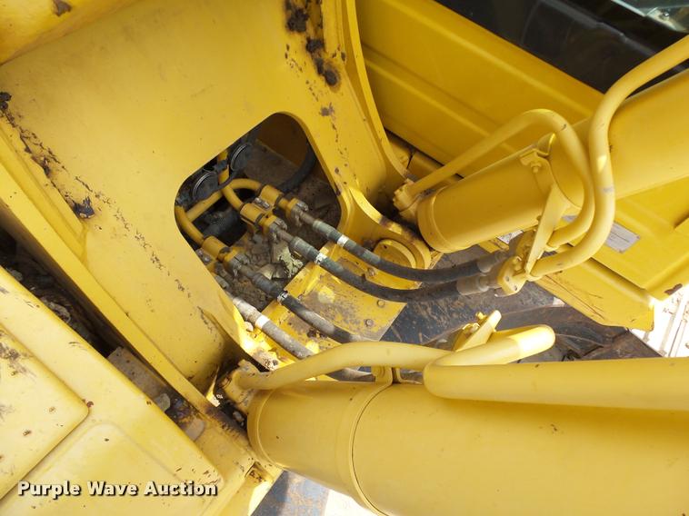 image for item DB4147 2011 Komatsu PC200LC-8 excavator