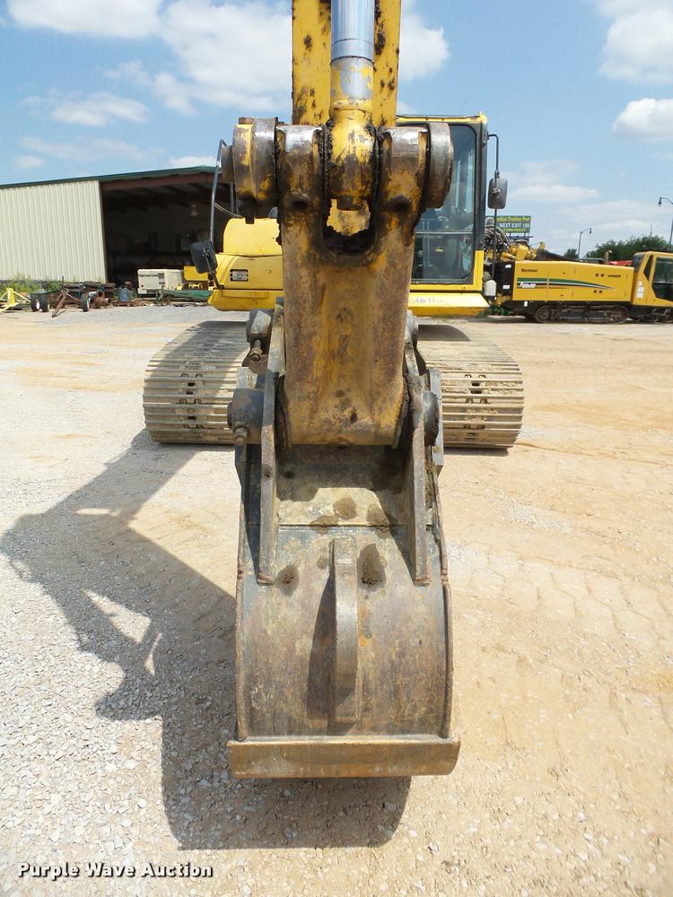 image for item DB4147 2011 Komatsu PC200LC-8 excavator