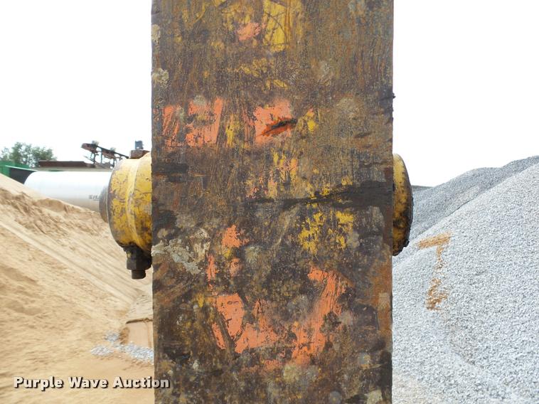 image for item DB4147 2011 Komatsu PC200LC-8 excavator