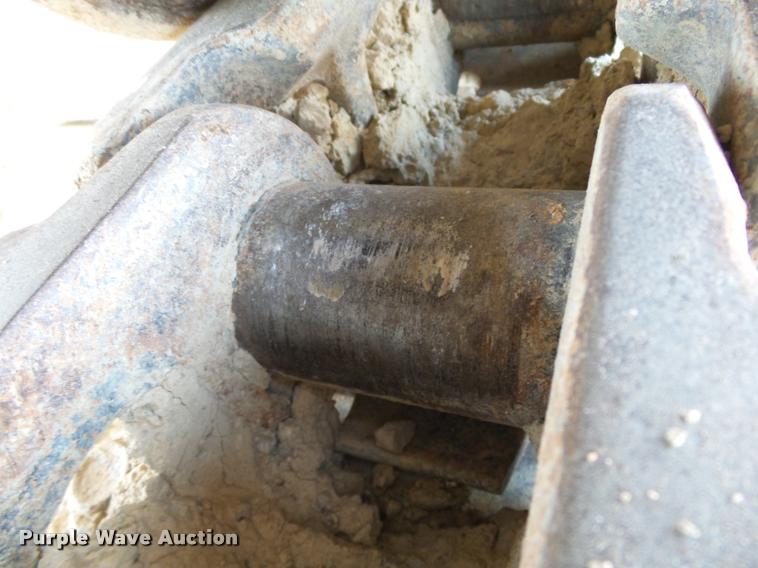 image for item DB4147 2011 Komatsu PC200LC-8 excavator