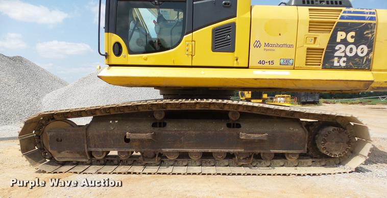 image for item DB4147 2011 Komatsu PC200LC-8 excavator