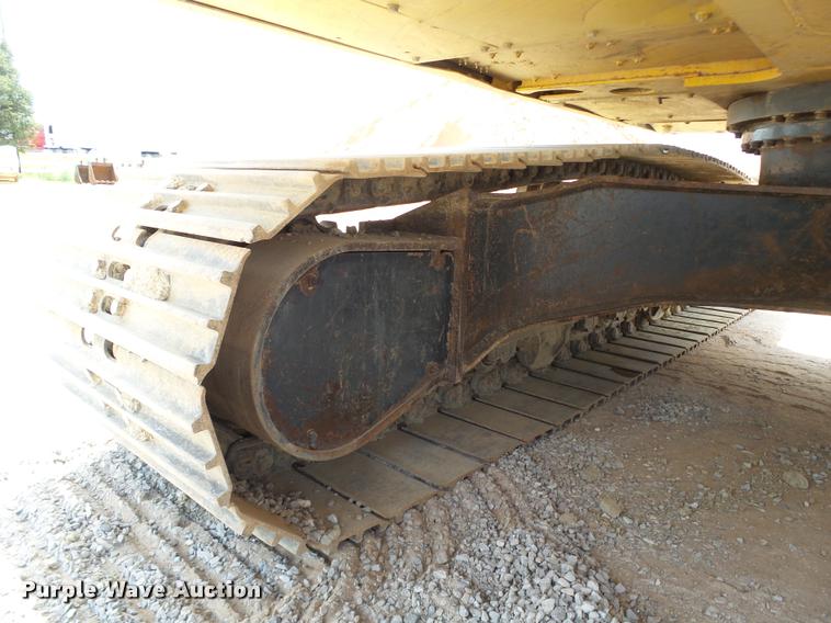 image for item DB4147 2011 Komatsu PC200LC-8 excavator