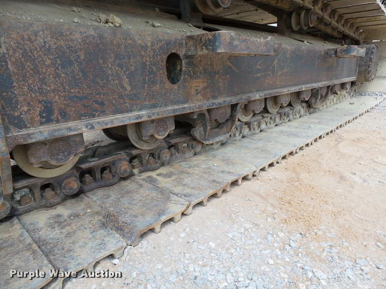 image for item DB4147 2011 Komatsu PC200LC-8 excavator